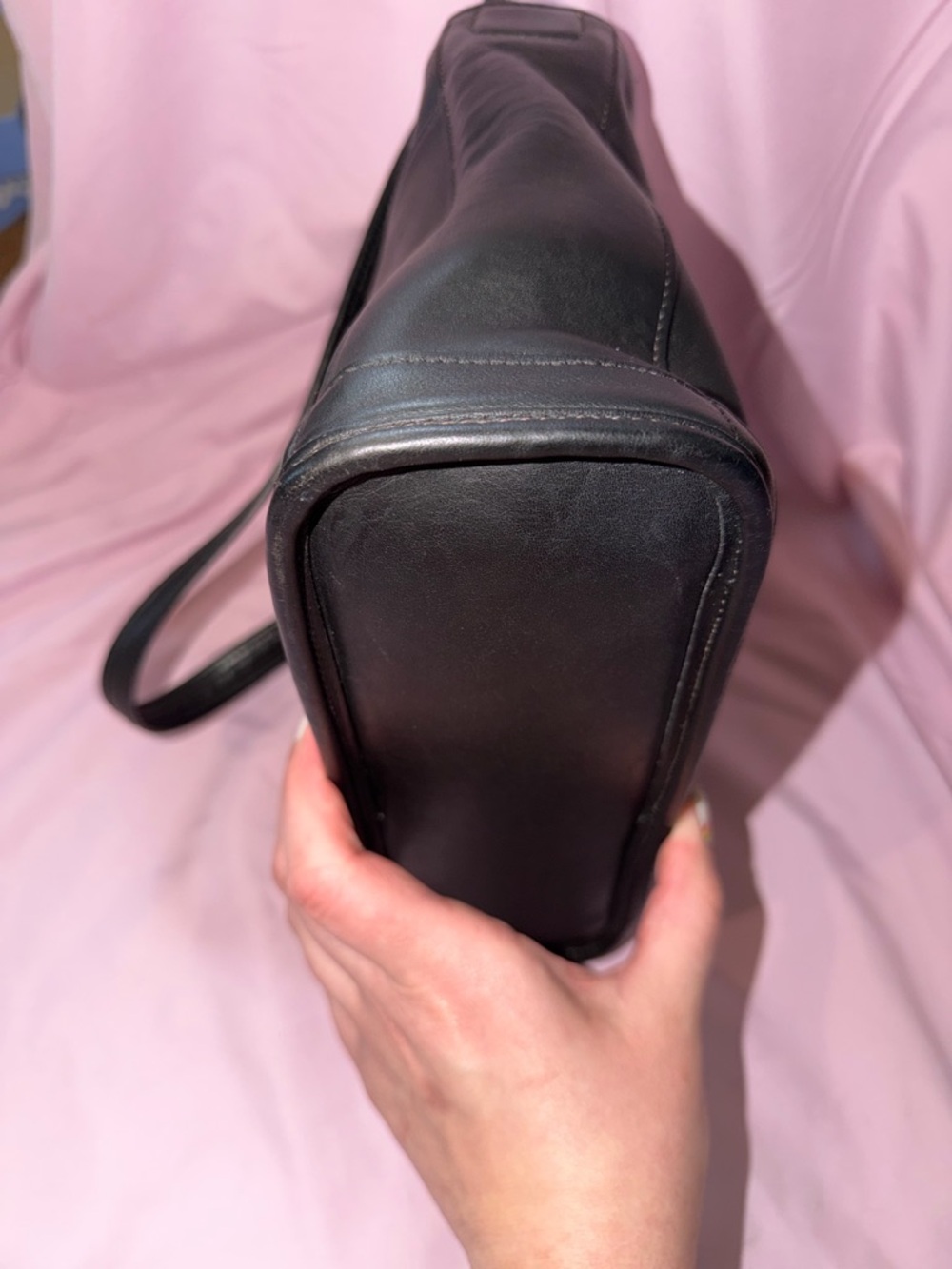 Coach 1999 Bleeker Pocket Zip 9310 Black Glove-Tanned Leather Costa Rica Made - Picture 5 of 8